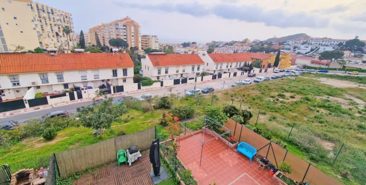 Продажа апартаментов на среднем этаже в Rincón de la Victoria 1