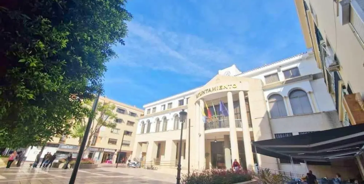 Продажа апартаментов на среднем этаже в Rincón de la Victoria 25