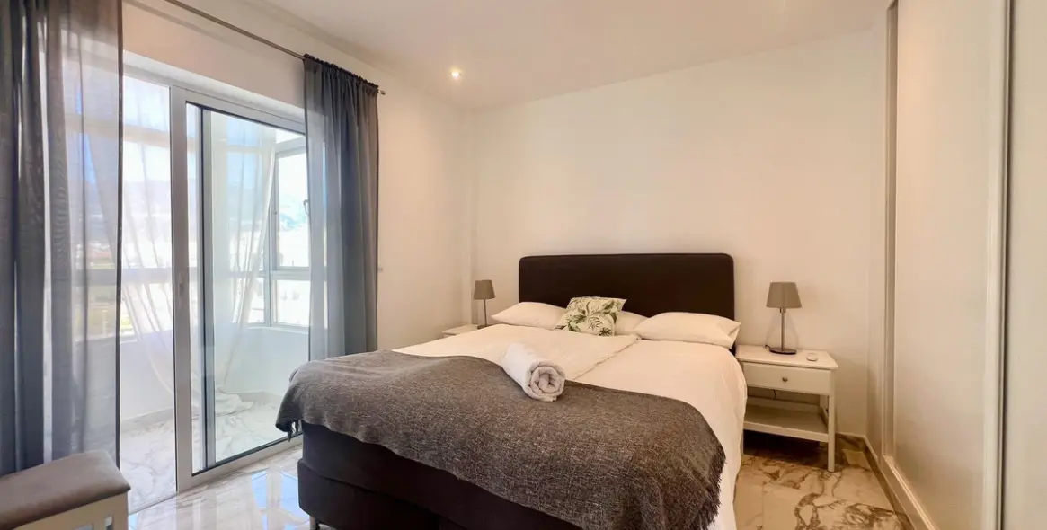 Sale of middle floor apartment in Fuengirola 9