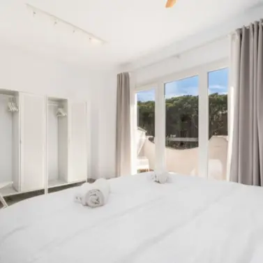 Sale of townhouse in Calahonda