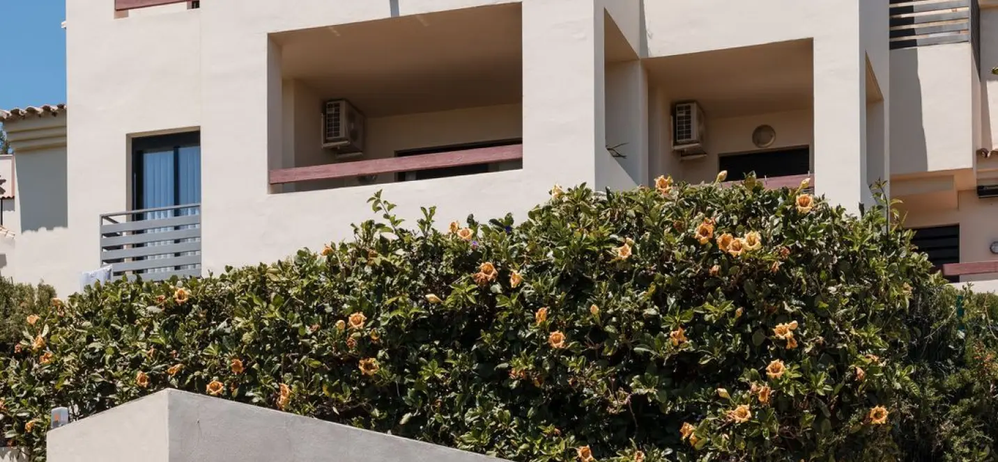 Продажа апартаментов на среднем этаже в Estepona 3