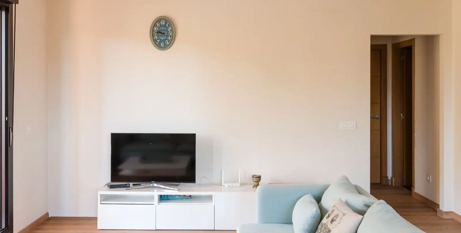 Продажа апартаментов на среднем этаже в Estepona 9