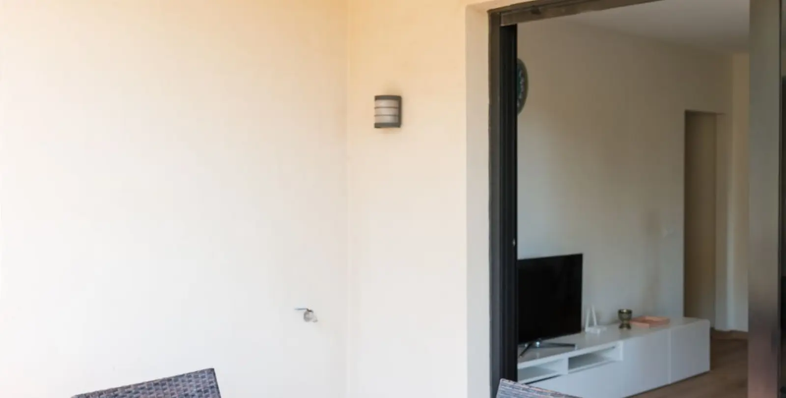 Продажа апартаментов на среднем этаже в Estepona 13
