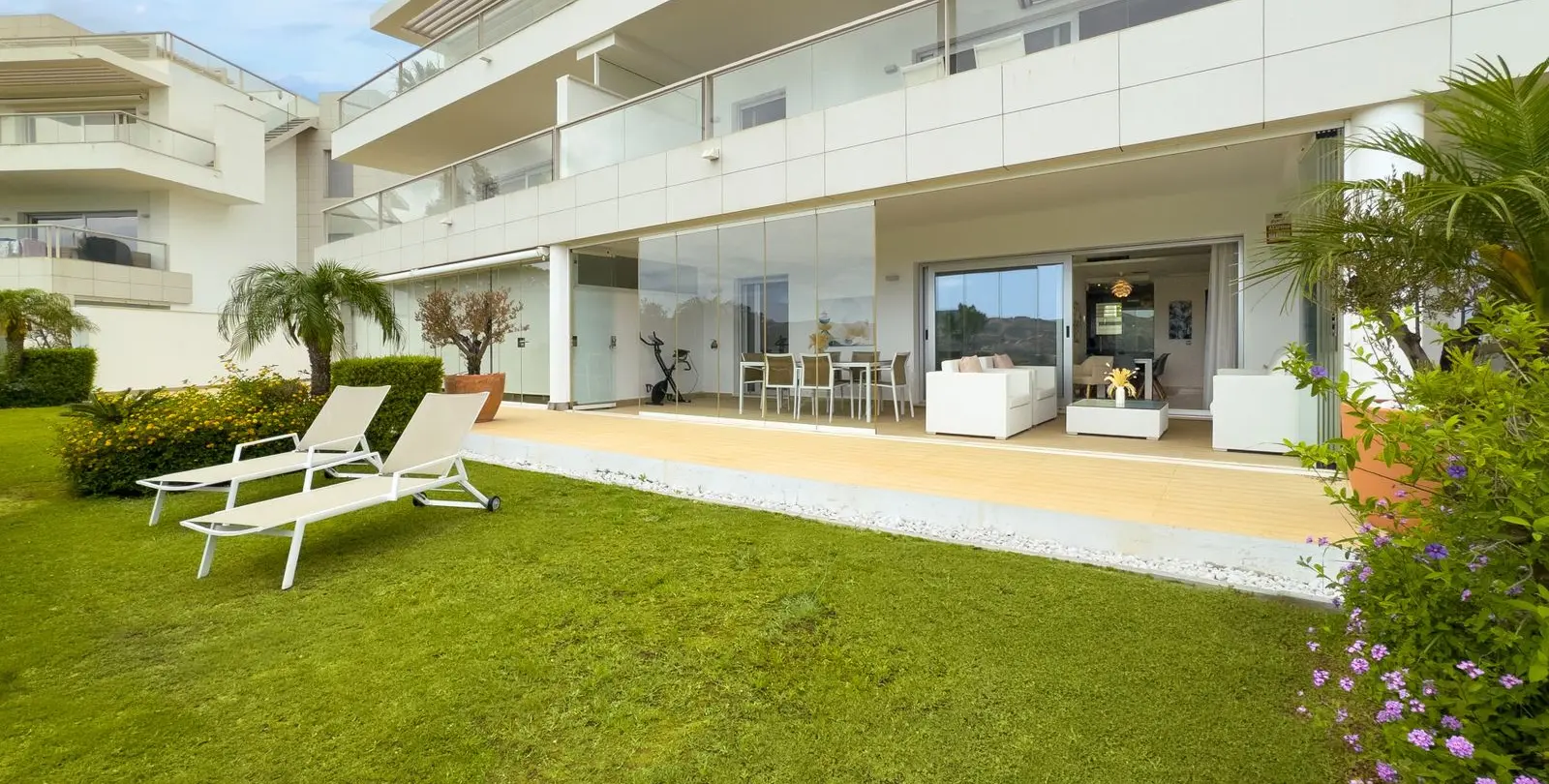 Sale of ground floor apartment in La Cala Golf 4