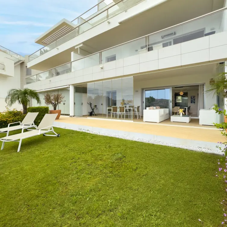 Sale of ground floor apartment in La Cala Golf
