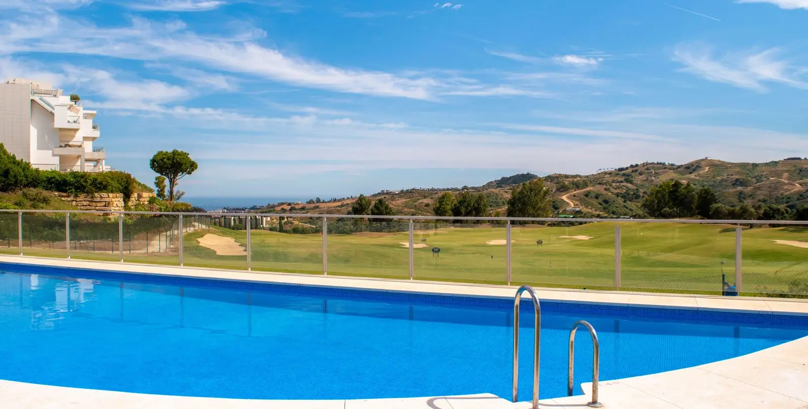 Sale of ground floor apartment in La Cala Golf 9