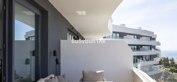Venta de apartamento en planta media en Fuengirola 4