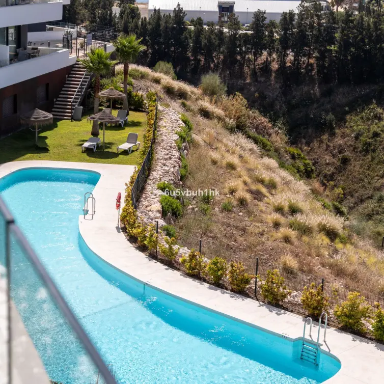 Продажа апартаментов на среднем этаже в Fuengirola