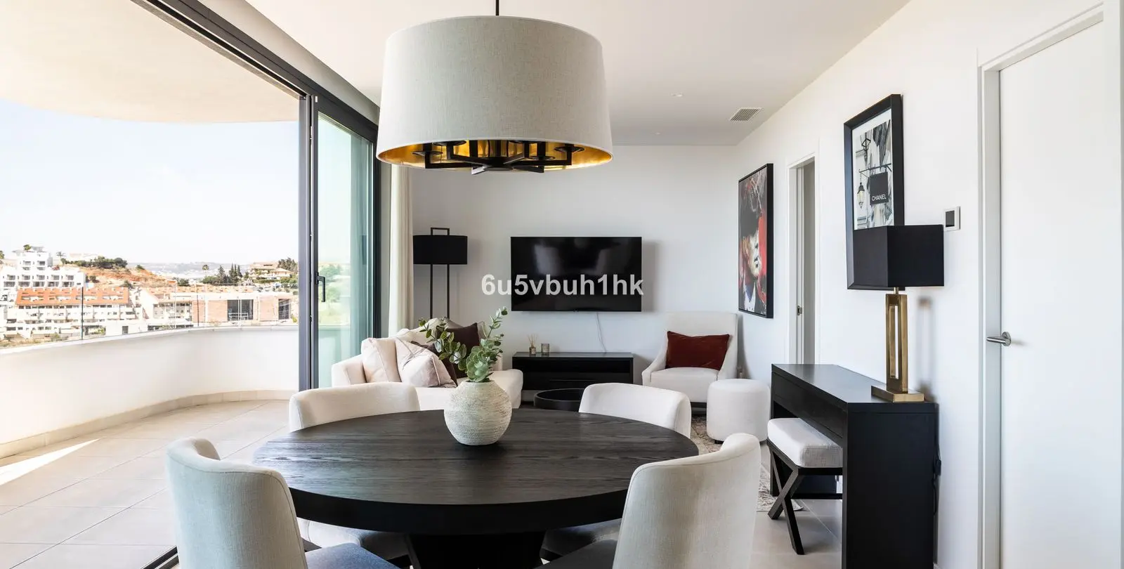 Sale of middle floor apartment in Fuengirola 7
