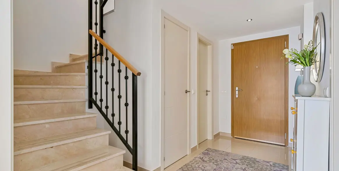 Sale of townhouse in Los Pacos 5