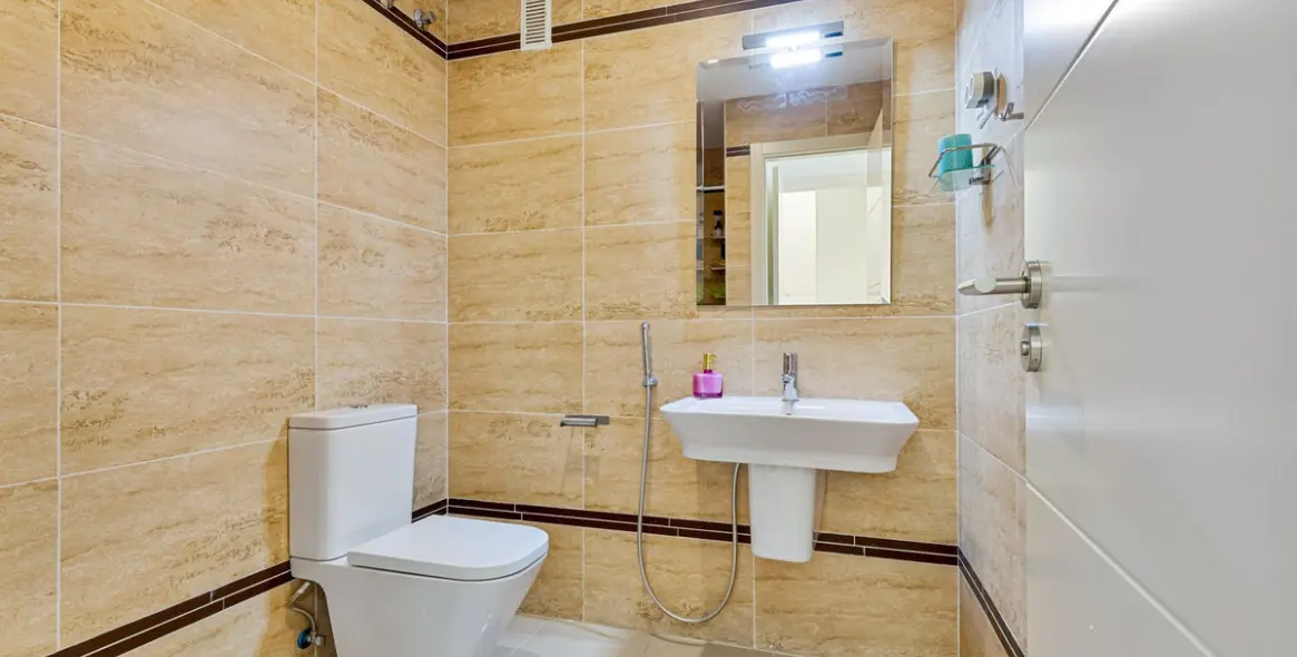 Sale of townhouse in Los Pacos 13