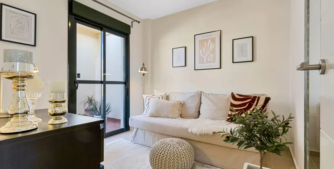Sale of townhouse in Los Pacos 17