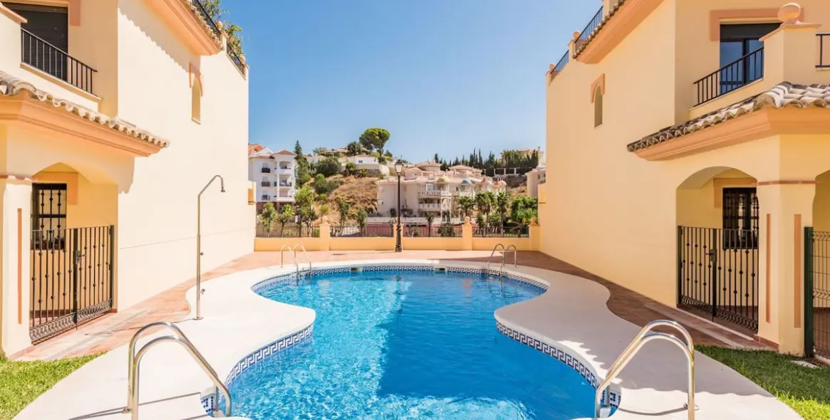 Sale of townhouse in Los Pacos 27
