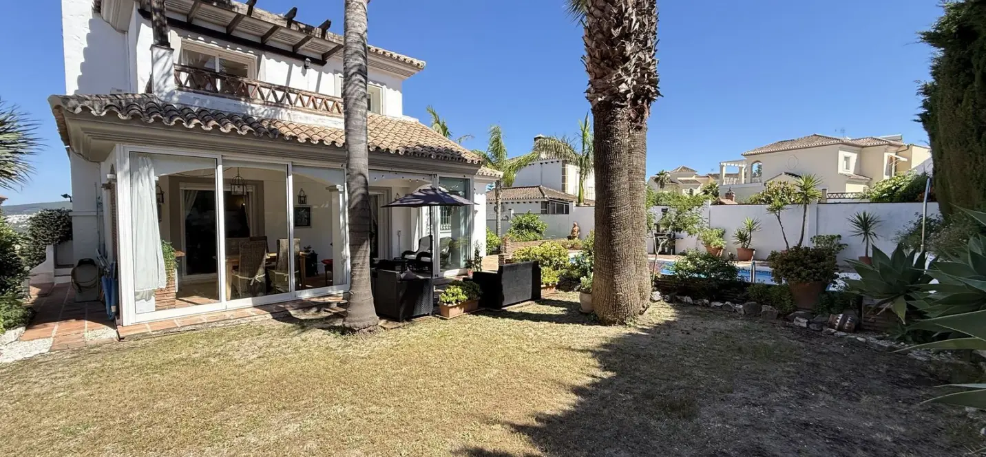 Venta de villa independiente en Coín 1