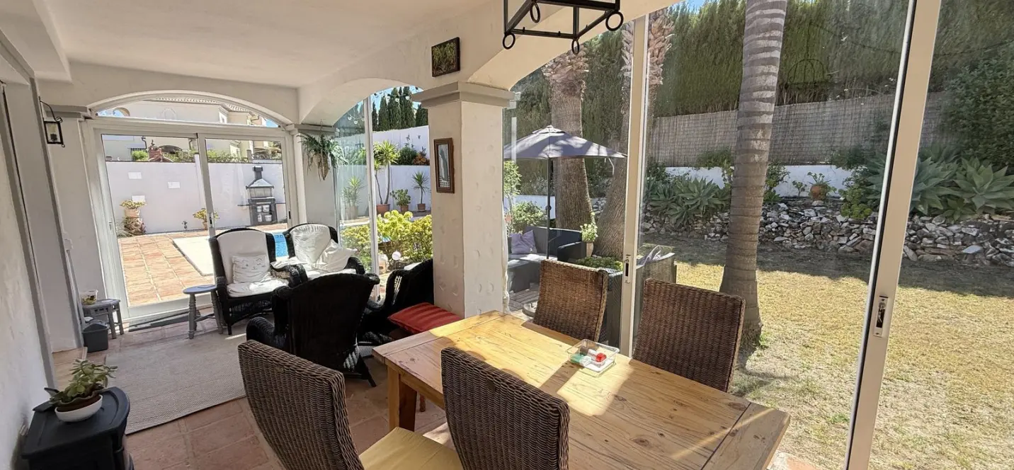 Venta de villa independiente en Coín 3