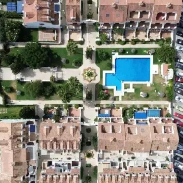 Venta de apartamento en planta media en Fuengirola