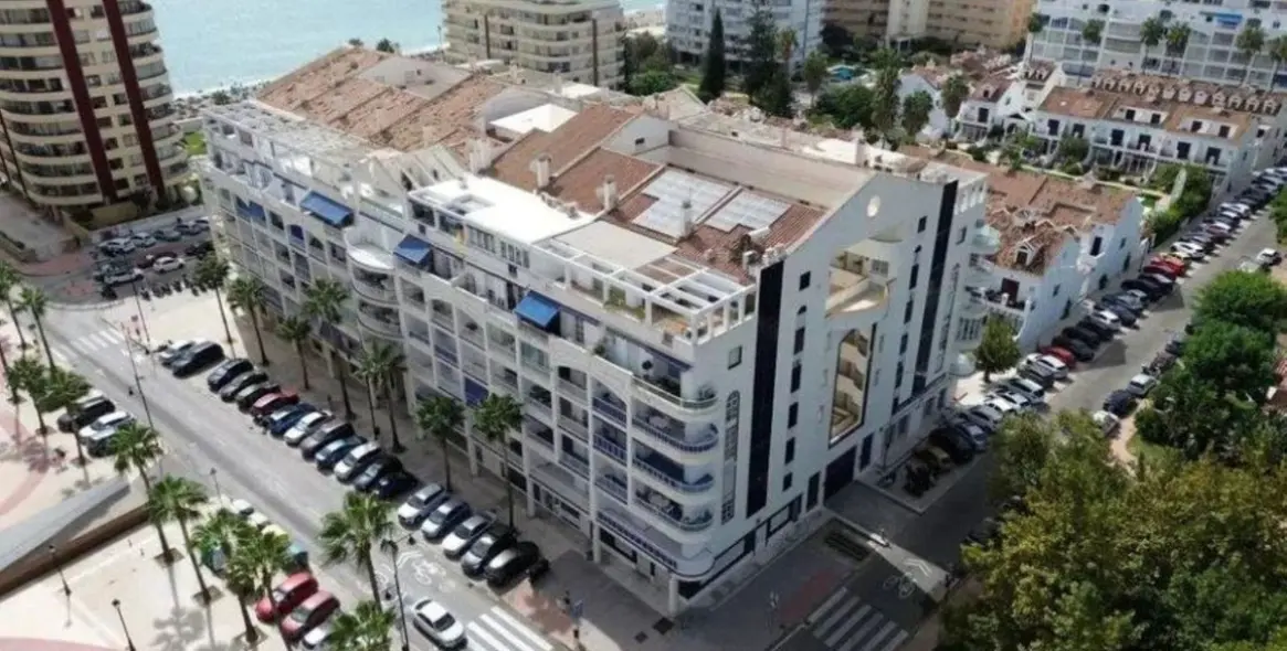 Venta de apartamento en planta media en Fuengirola 24