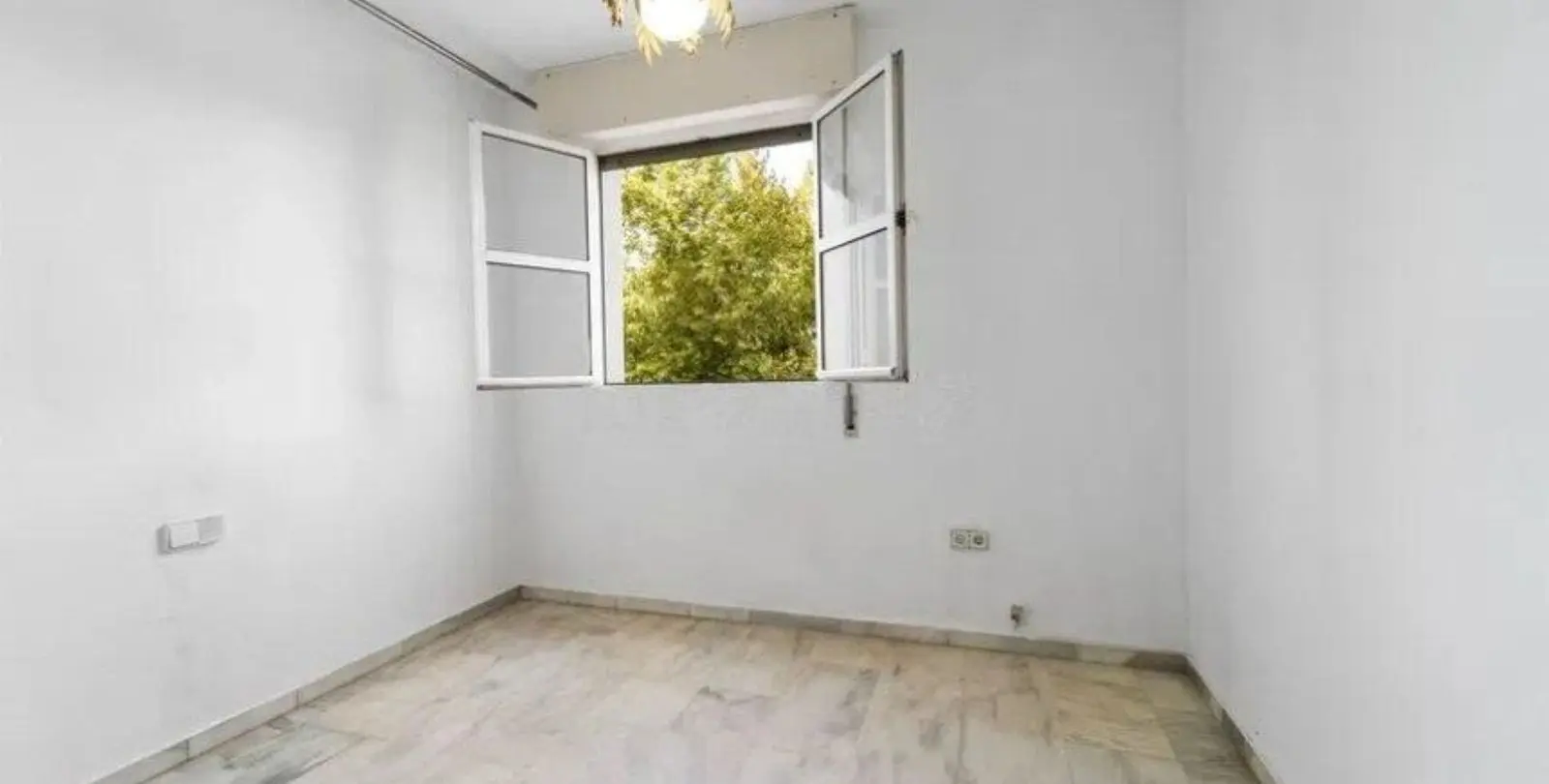 Venta de apartamento en planta media en Fuengirola 15