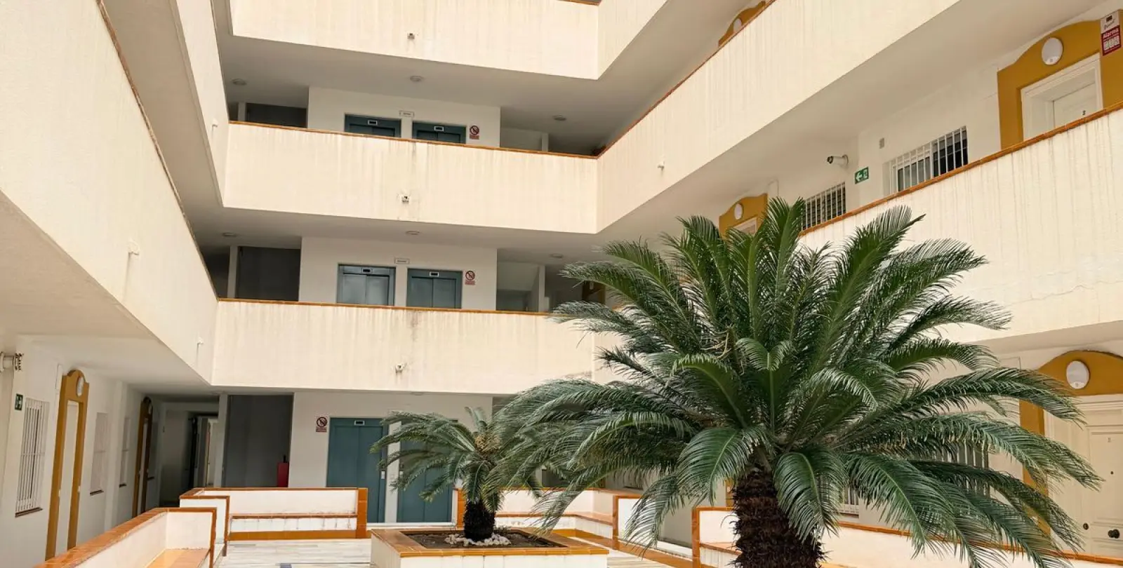 Venta de apartamento en planta media en Fuengirola 20