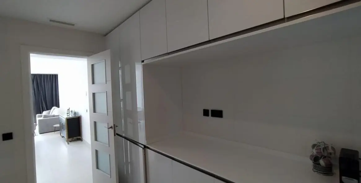 Sale of penthouse in Estepona 5