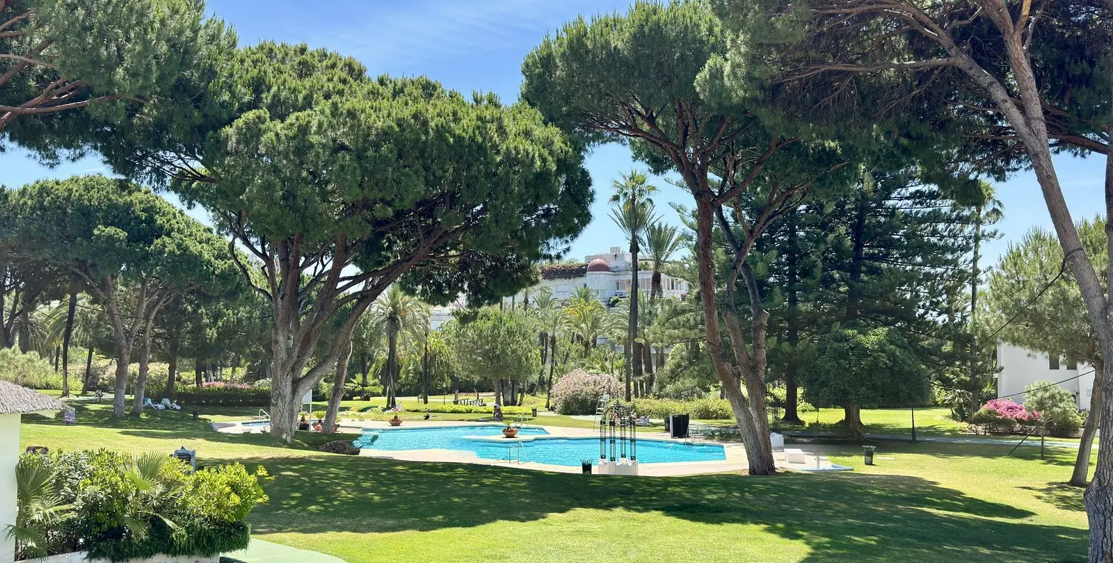 Продажа апартаментов на среднем этаже в Puerto Banús 1
