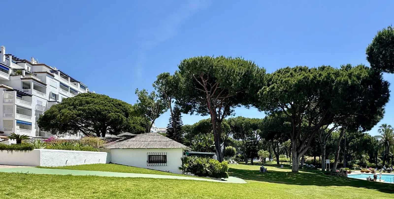 Продажа апартаментов на среднем этаже в Puerto Banús 2