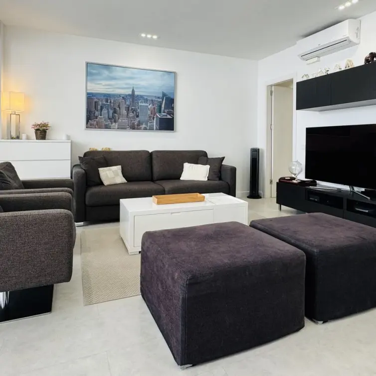 Продажа апартаментов на среднем этаже в Puerto Banús