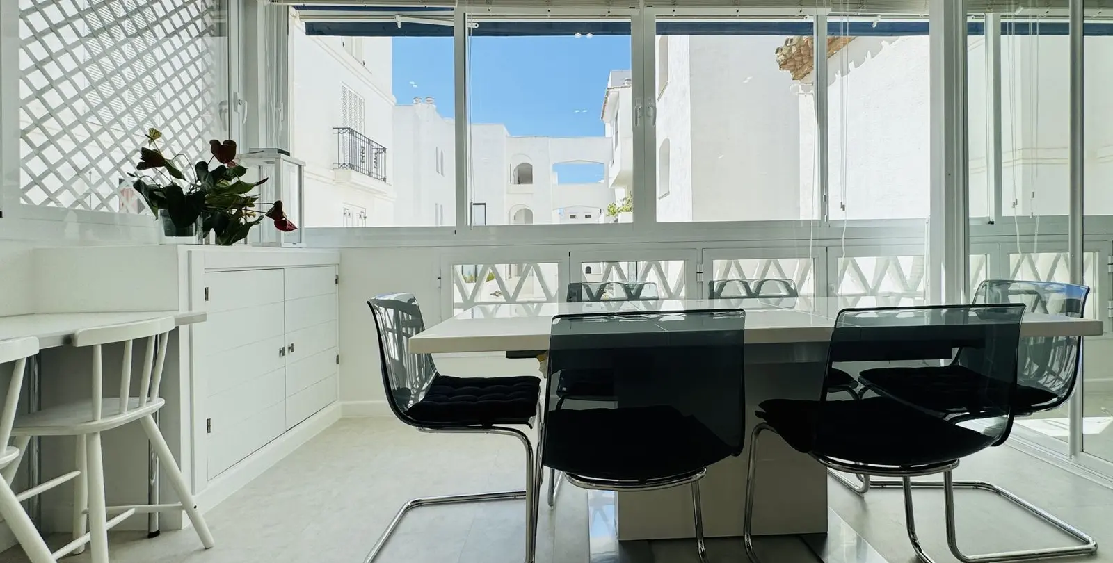 Продажа апартаментов на среднем этаже в Puerto Banús 11