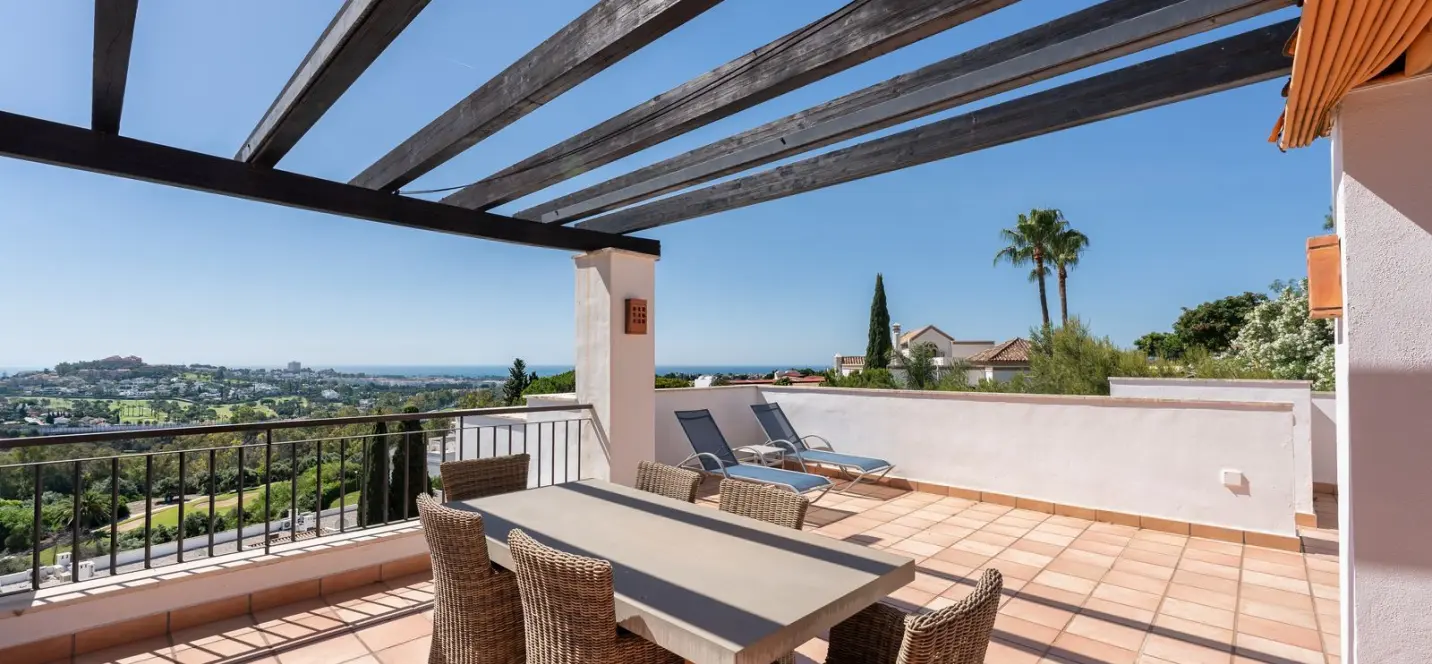 Sale of penthouse in La Quinta 0