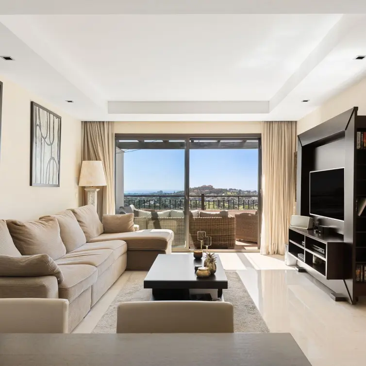 Sale of penthouse in La Quinta