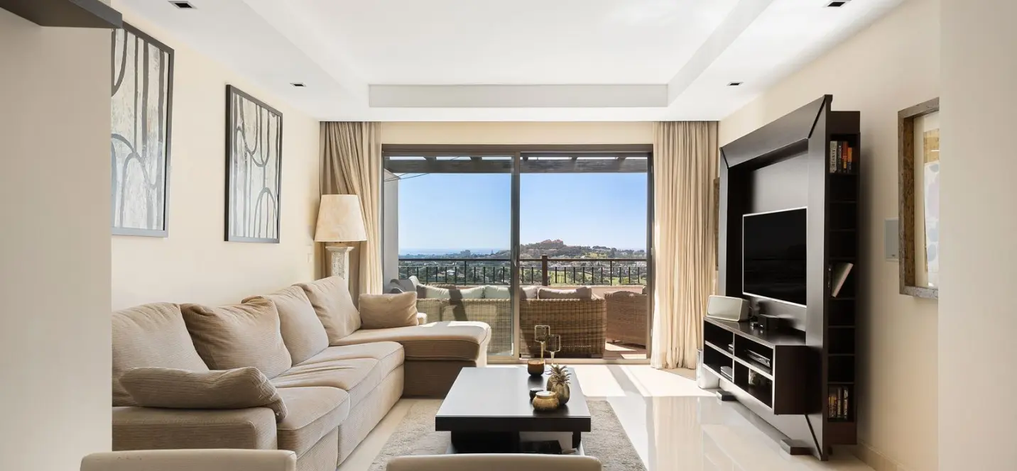 Sale of penthouse in La Quinta 1