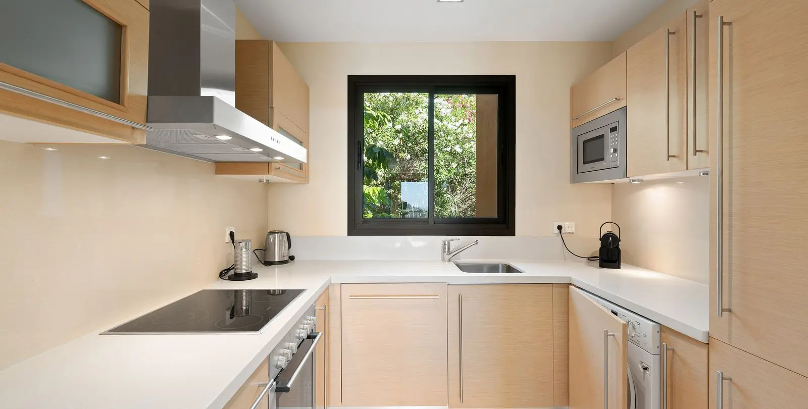 Sale of penthouse in La Quinta 8
