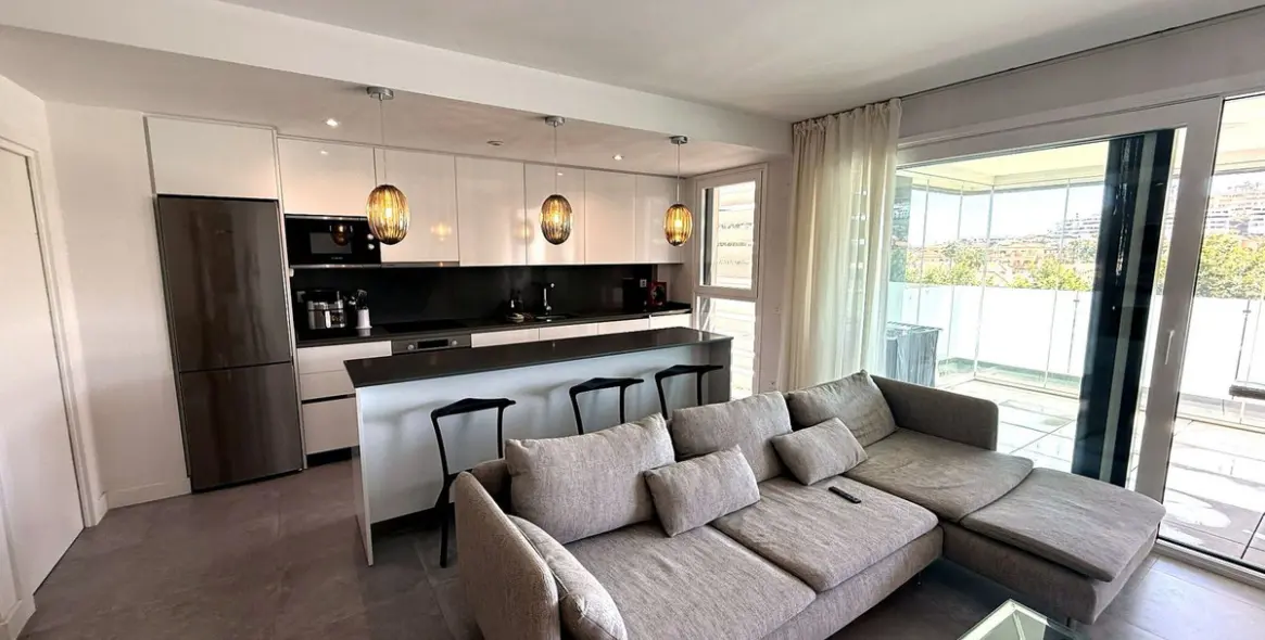 Sale of middle floor apartment in La Cala de Mijas 6