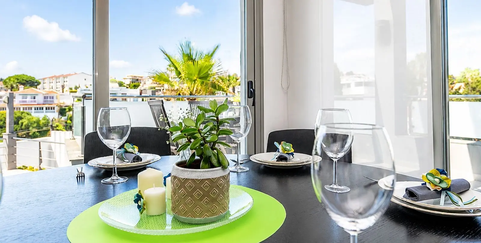 Sale of semi-detached house in El Faro 13
