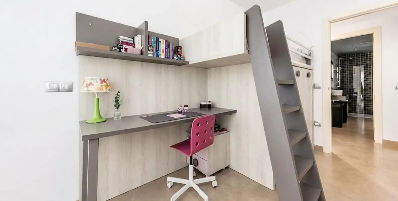 Sale of semi-detached house in El Faro 24