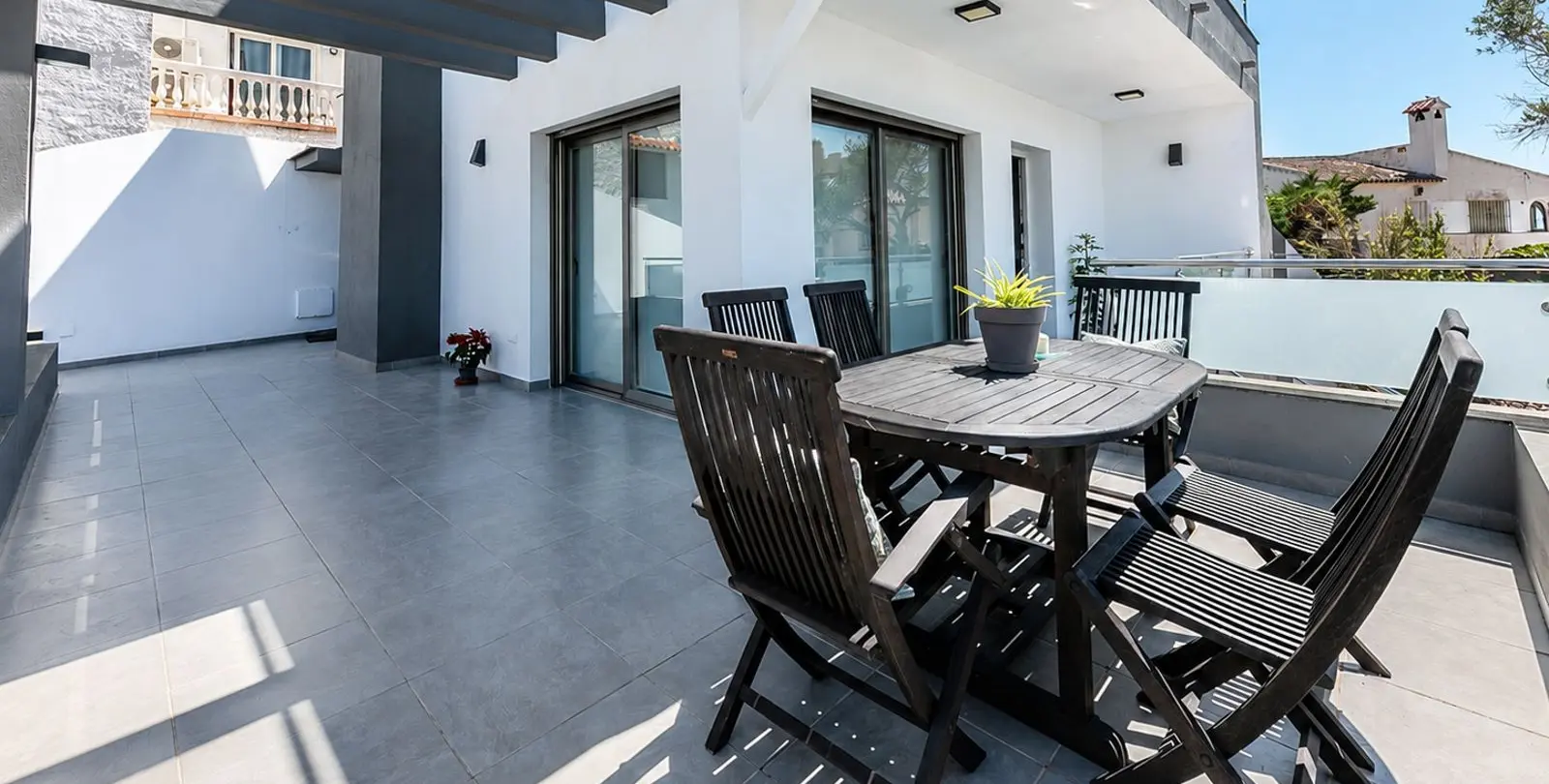Sale of semi-detached house in El Faro 29