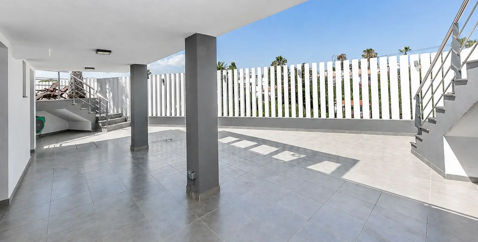 Sale of semi-detached house in El Faro 34