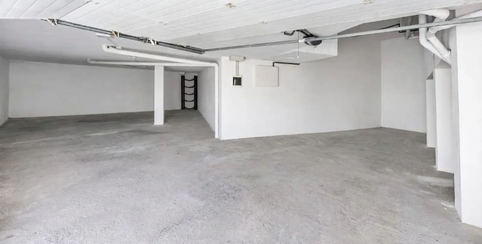 Sale of semi-detached house in El Faro 42