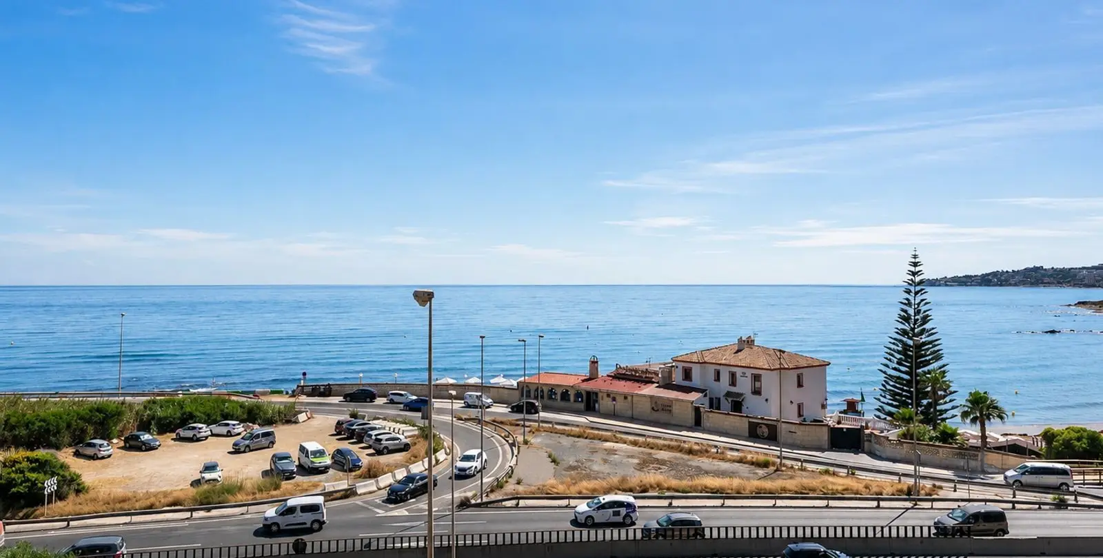 Sale of semi-detached house in El Faro 44