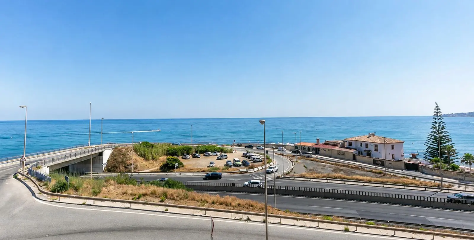 Sale of semi-detached house in El Faro 45