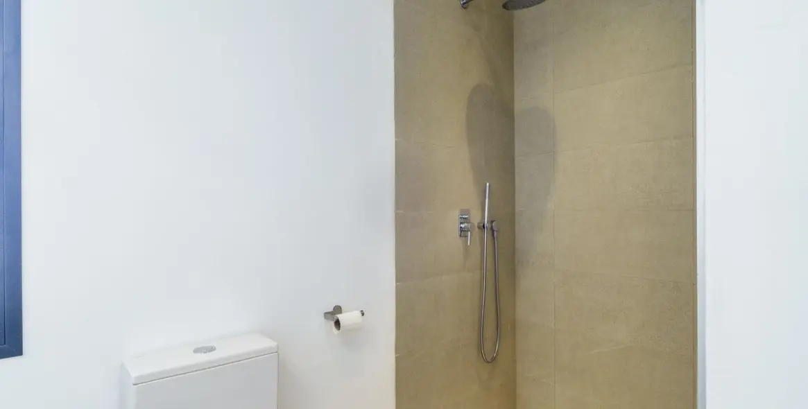 Sale of semi-detached house in Estepona 18