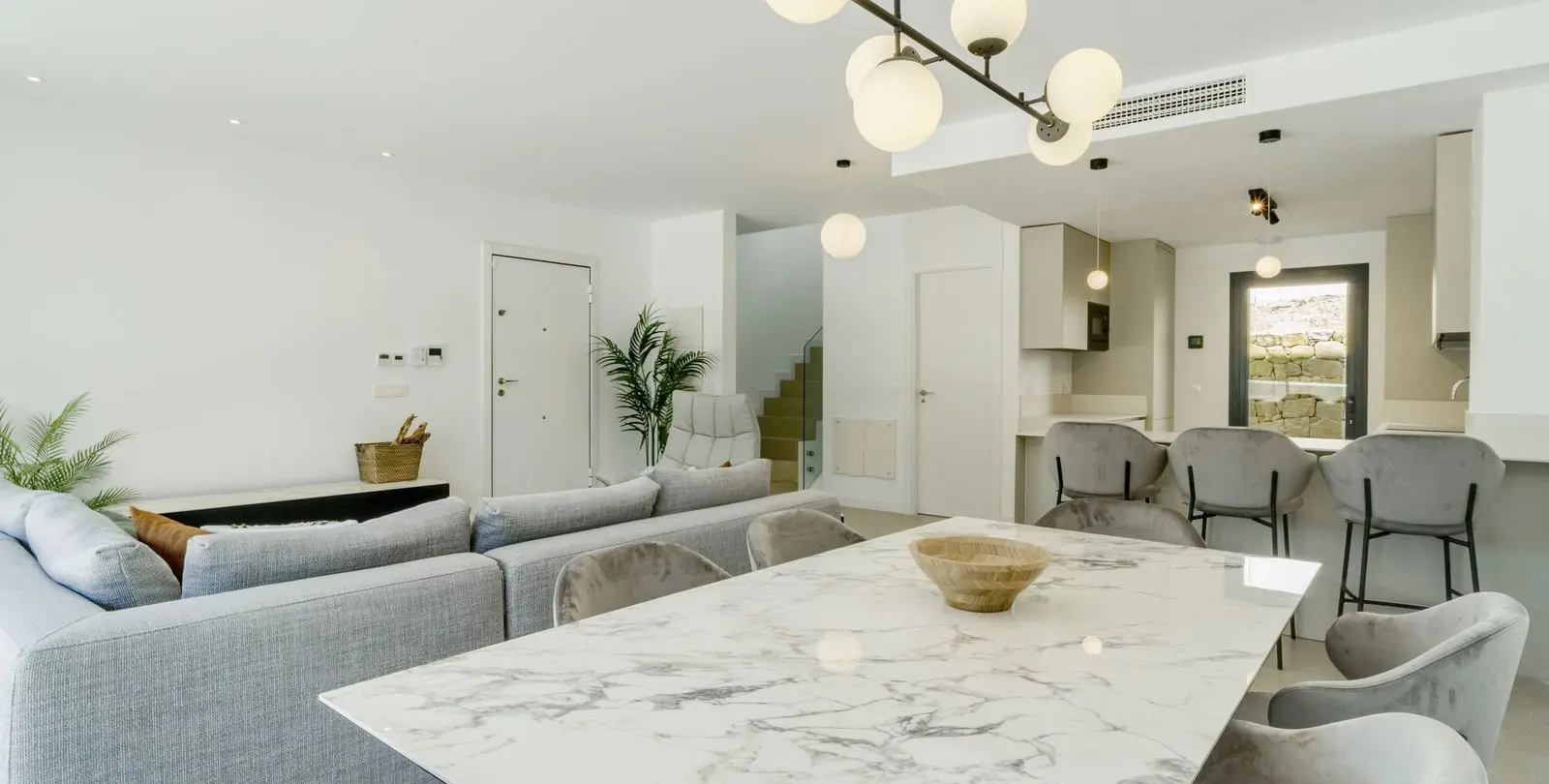 Sale of semi-detached house in Estepona 3