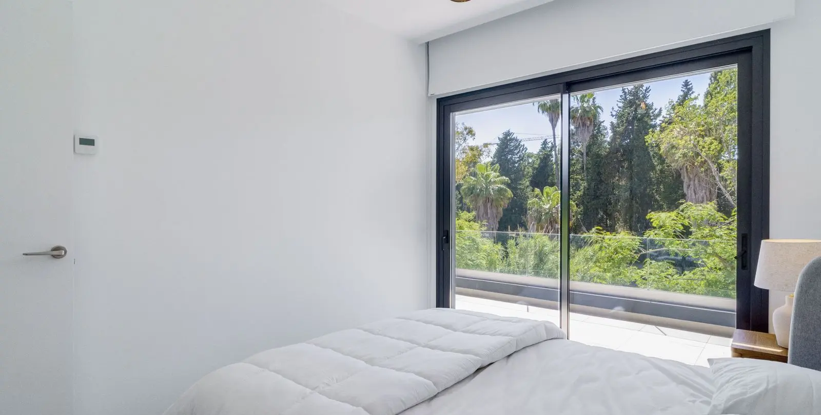Sale of semi-detached house in Estepona 14