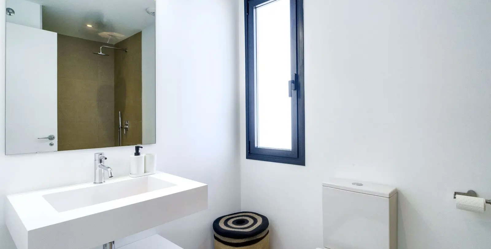 Sale of semi-detached house in Estepona 17