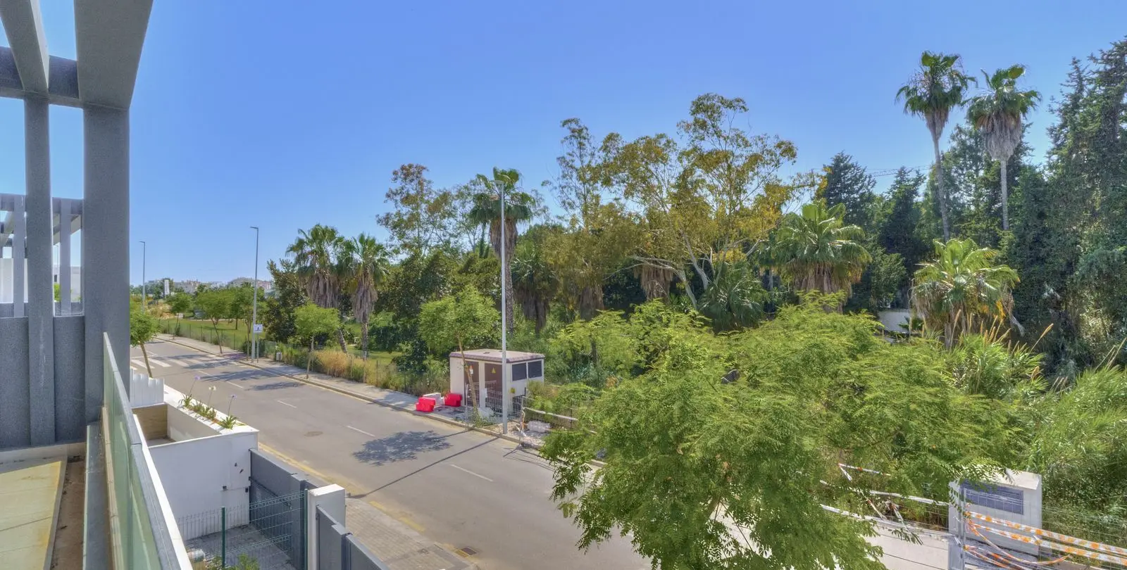 Sale of semi-detached house in Estepona 30
