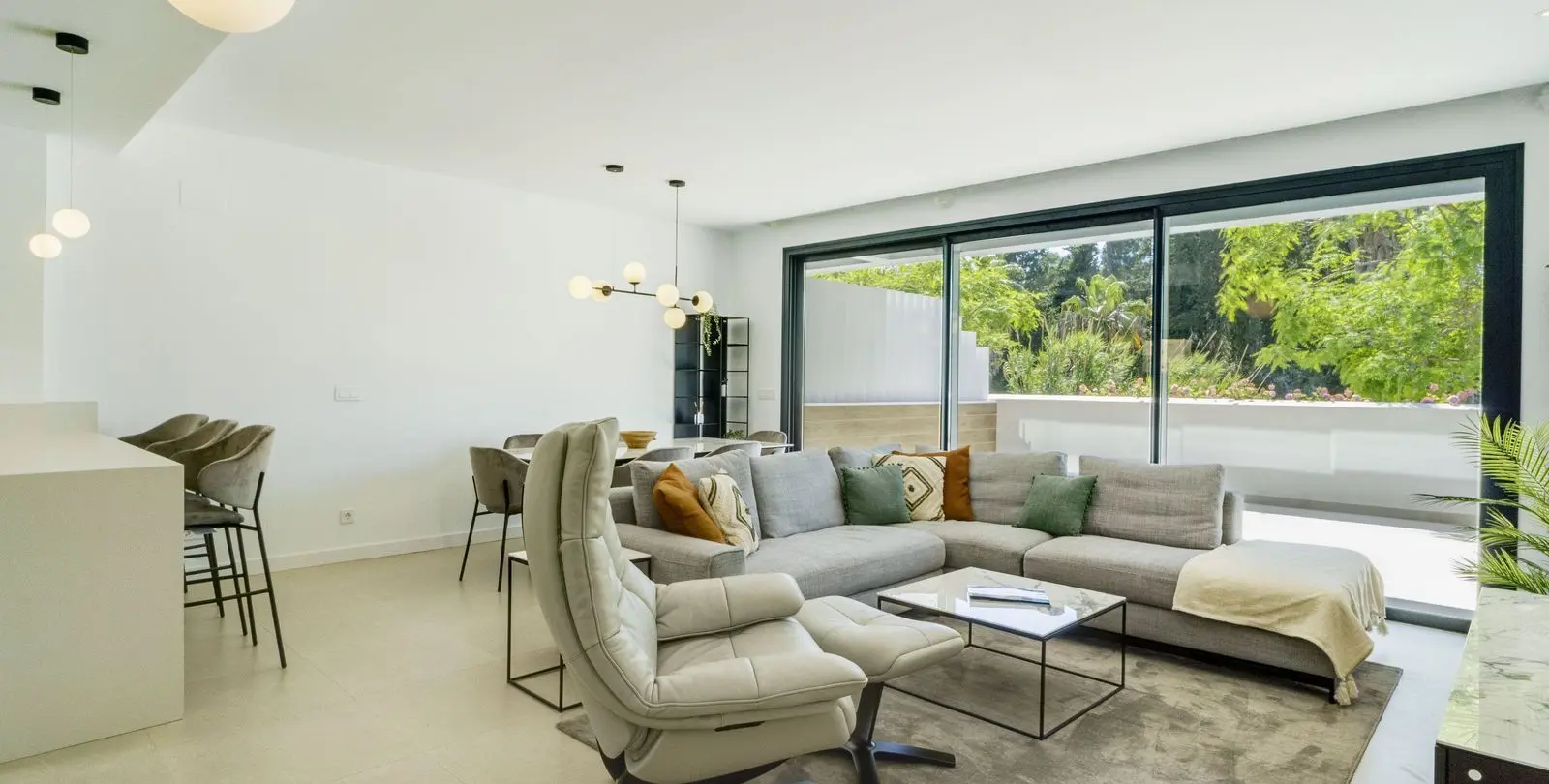 Sale of semi-detached house in Estepona 39