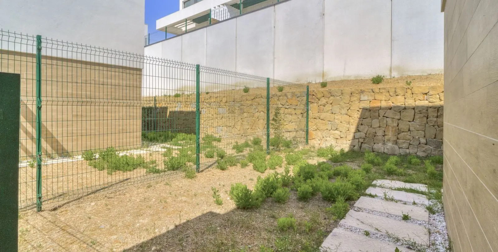 Sale of semi-detached house in Estepona 44