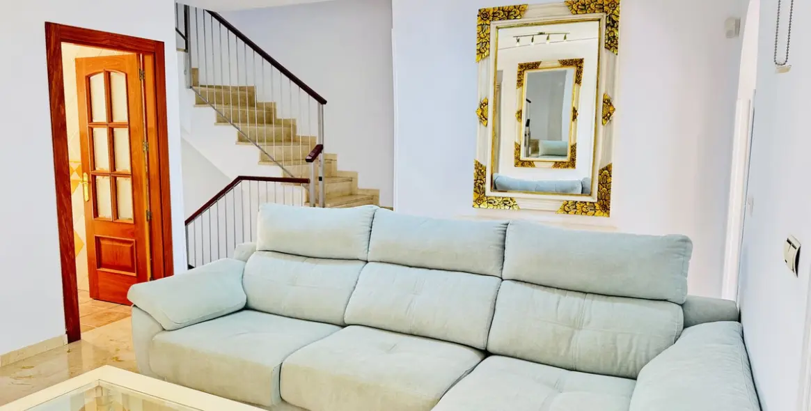 Sale of townhouse in Costabella 3