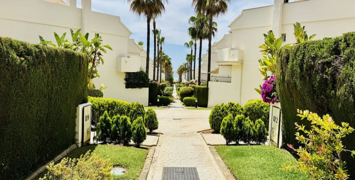 Sale of townhouse in Costabella 5