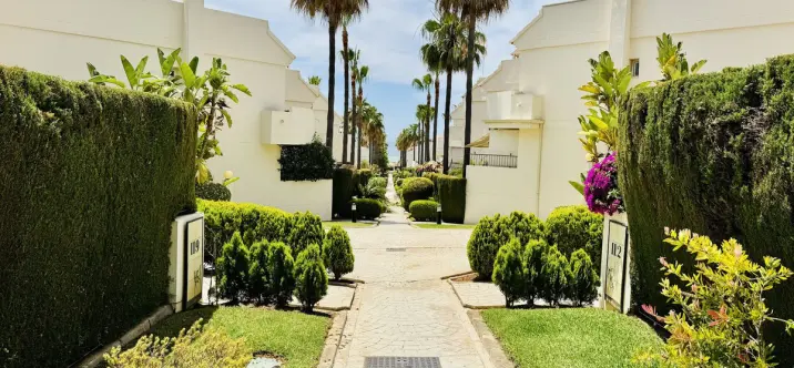 Sale of townhouse in Costabella 4
